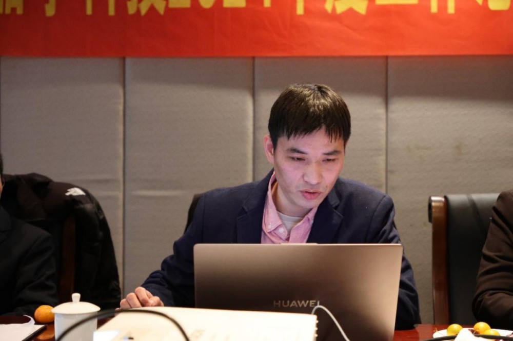 且歌且行且从容——2024年度总结及2025妄想聚会乐成举行 - 亿万28