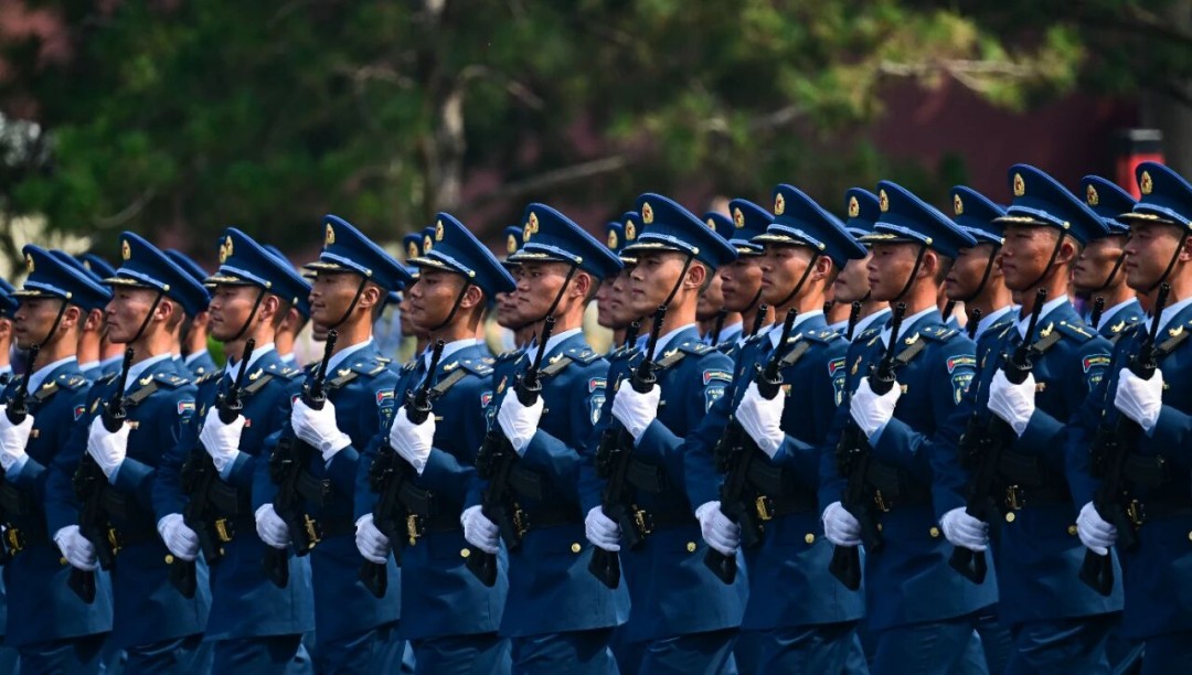 亿万28科技组织寓目天下反法西斯抗战胜利80周年岁念活动 - 亿万28